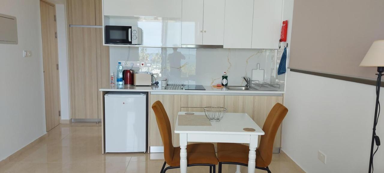 Harmony Seaview Apartments Paphos Exterior foto