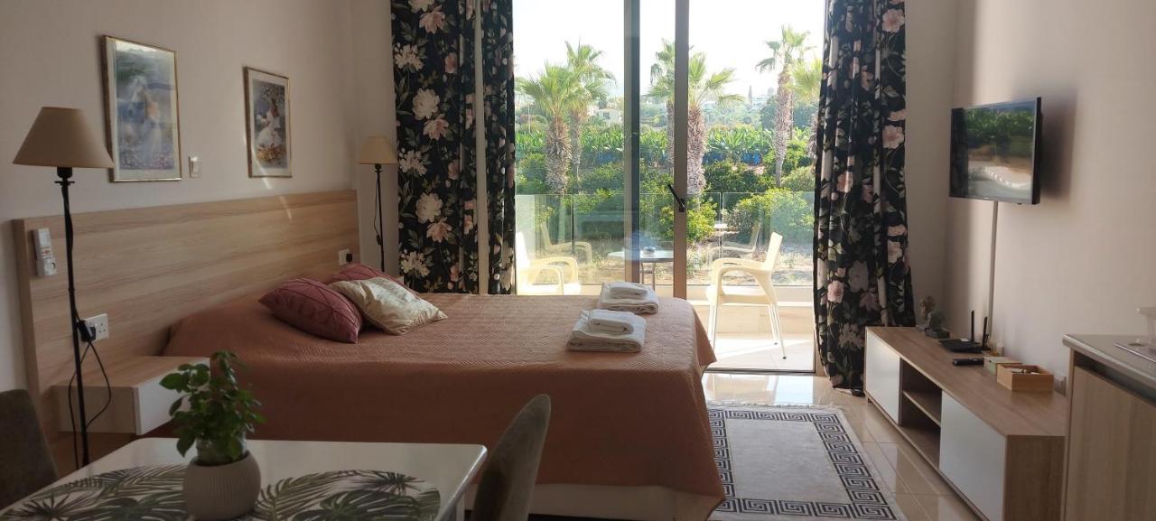Harmony Seaview Apartments Paphos Exterior foto