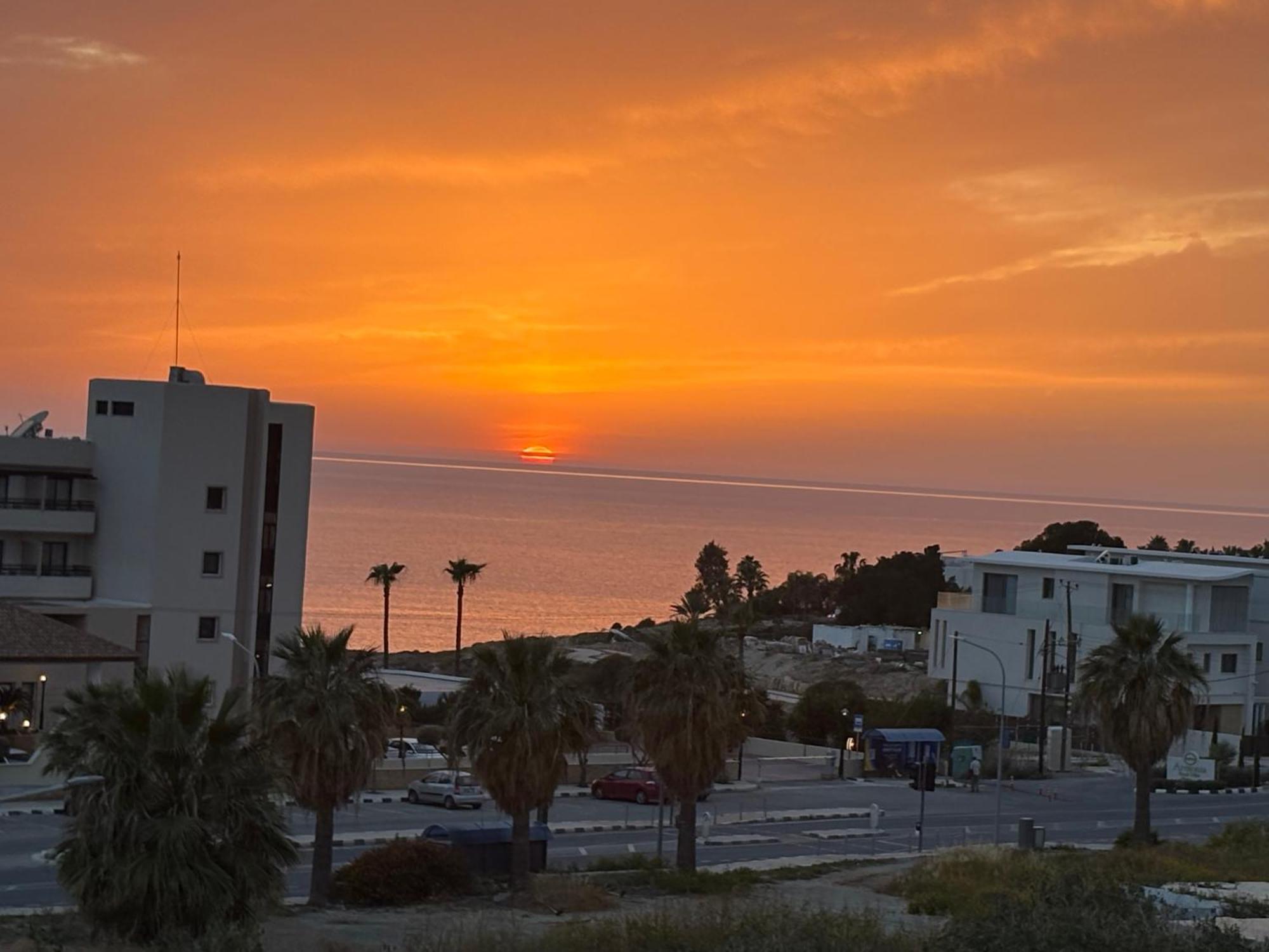 Harmony Seaview Apartments Paphos Exterior foto